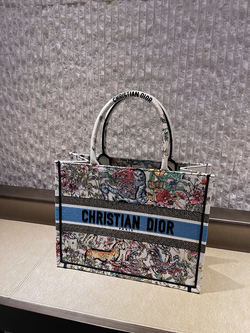Dior Book Tote Handbags Tote Bags Quality Replica
 White
