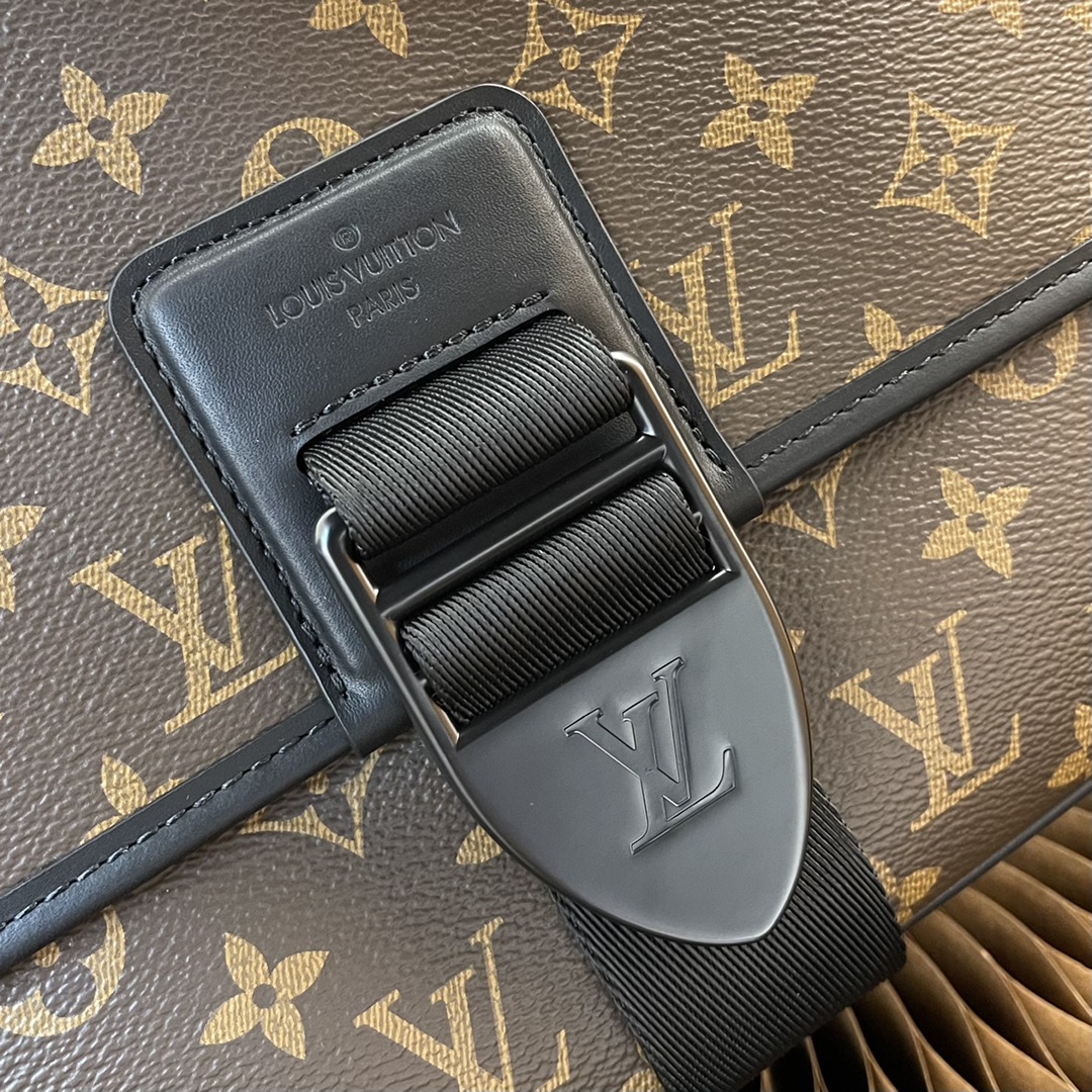 Louis Vuitton Haute Couture Classic Luxury Handbag Shoulder Crossbody 7