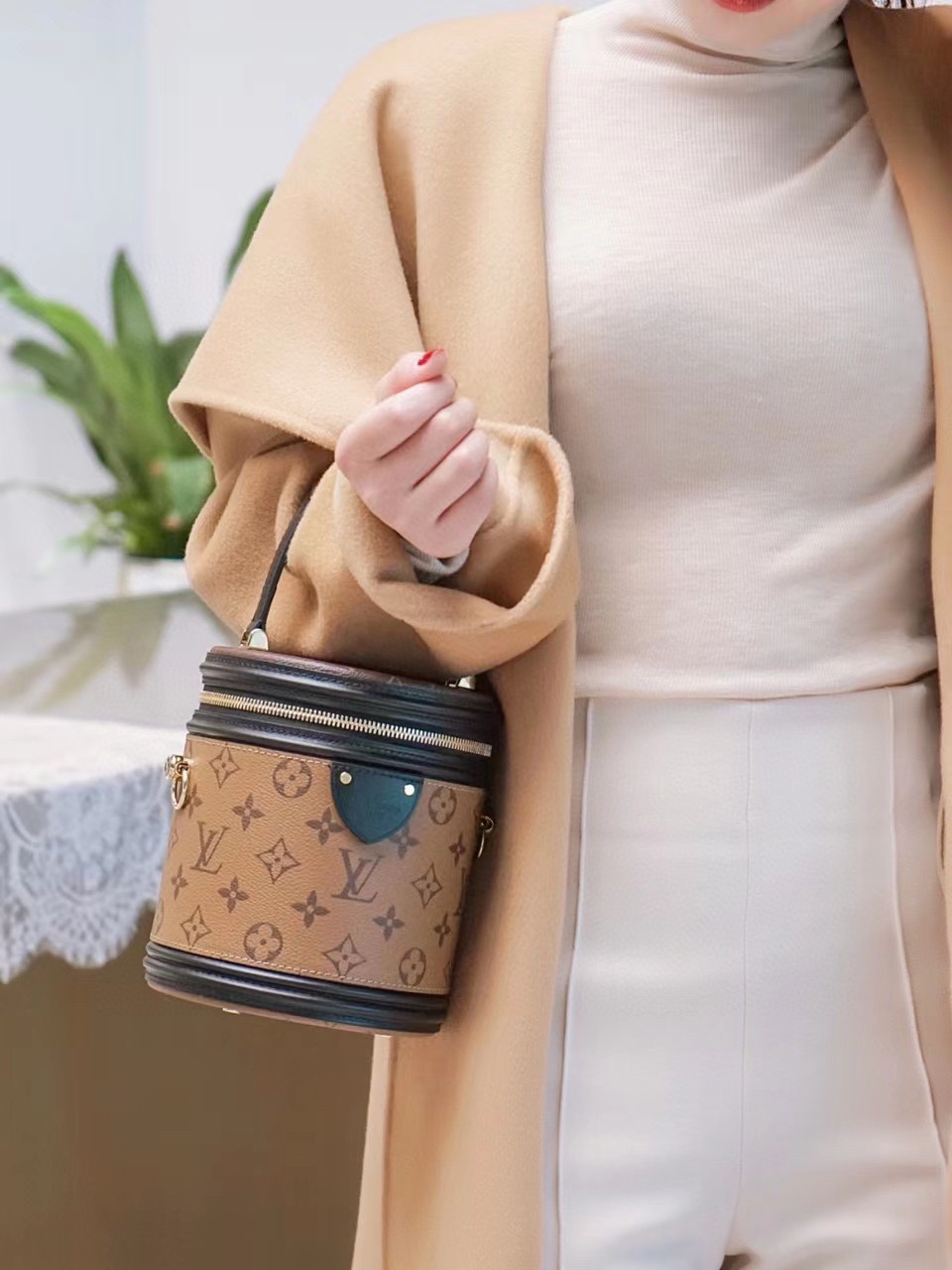 M43986 On-body look. - Bag 7