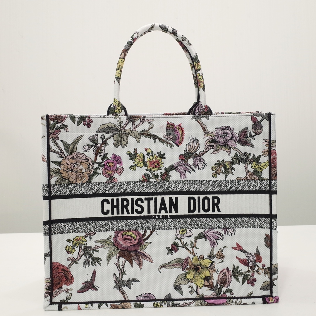Dior Book Tote Tote Bags White Embroidery