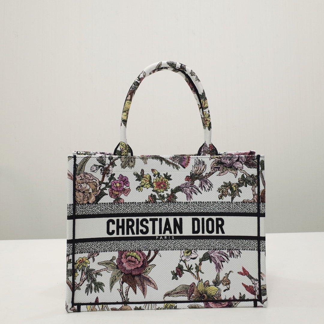 Dior Book Tote Tote Bags White Embroidery