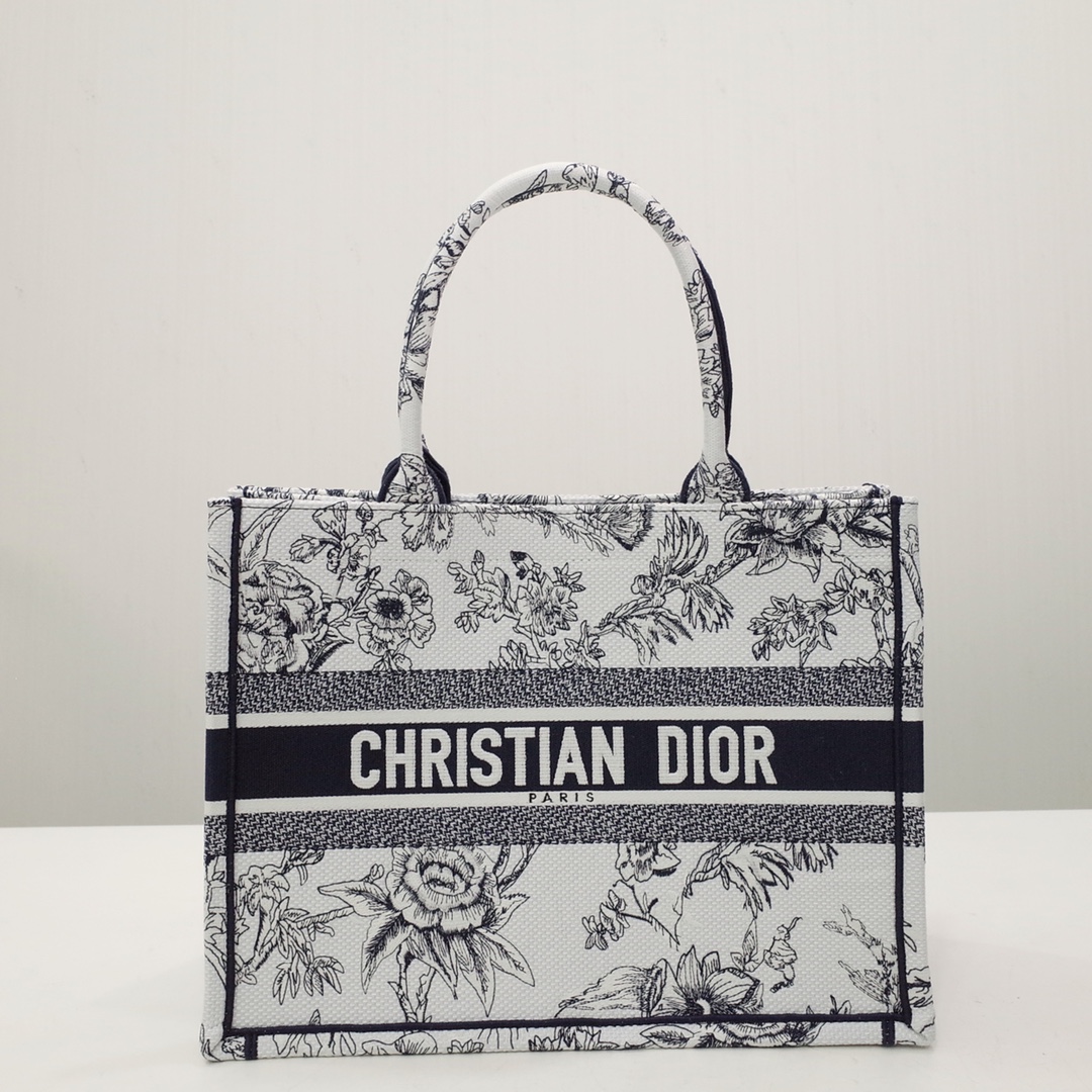 Dior Book Tote Tote Bags White Embroidery