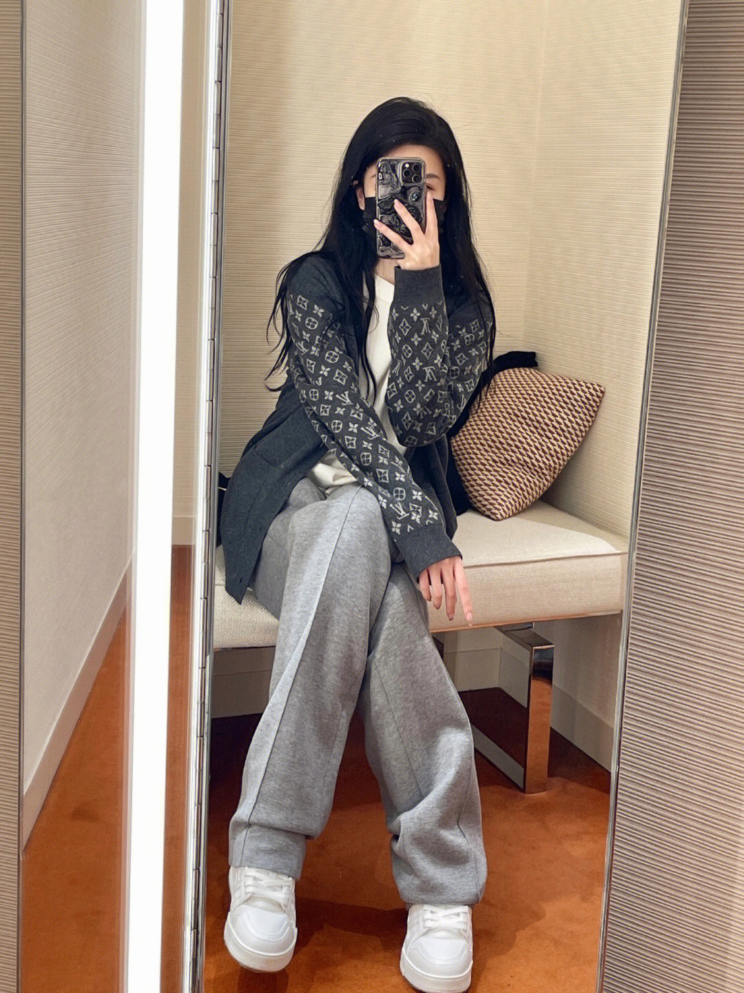 2022老驴🏠老花袖V领开衫毛衣