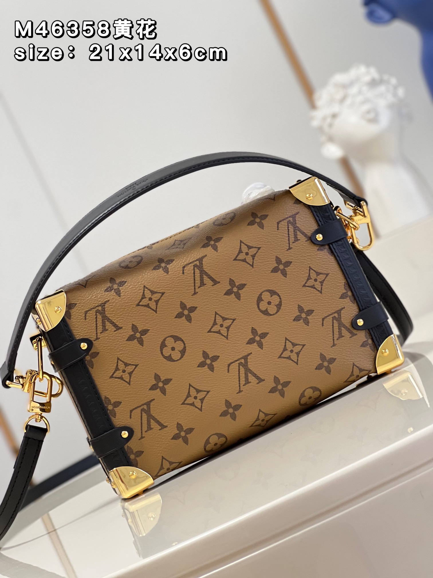 Louis Vuitton Classic Handcrafted Luxury Leather Shoulder Bag 6
