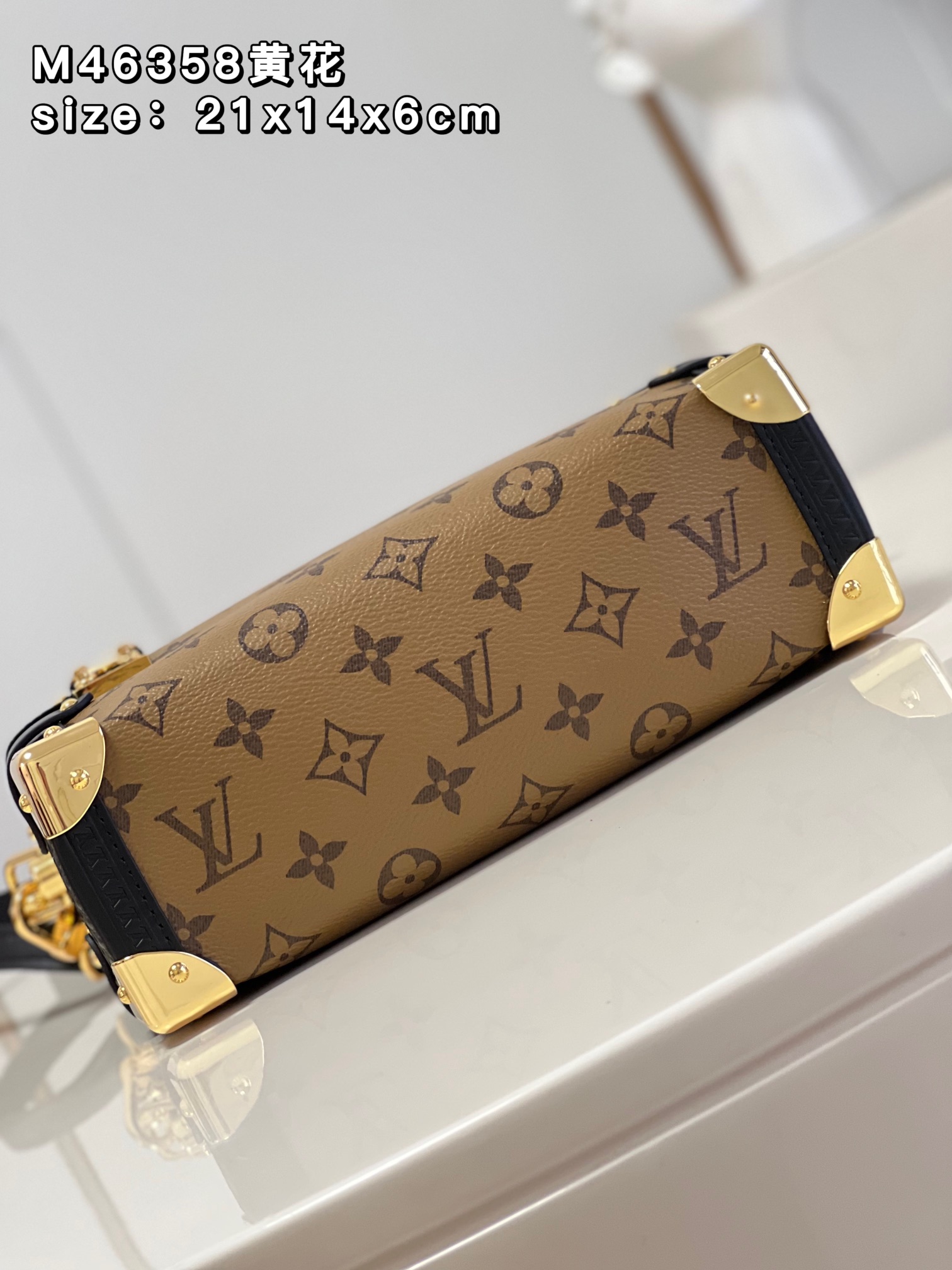 Louis Vuitton Classic Handcrafted Luxury Leather Shoulder Bag 5