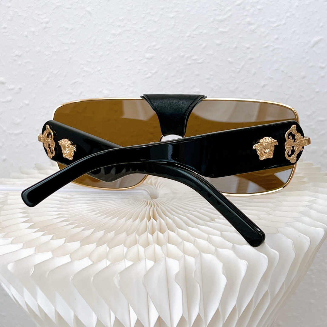 VERSACE范思哲人头标志装饰金属框太阳眼镜