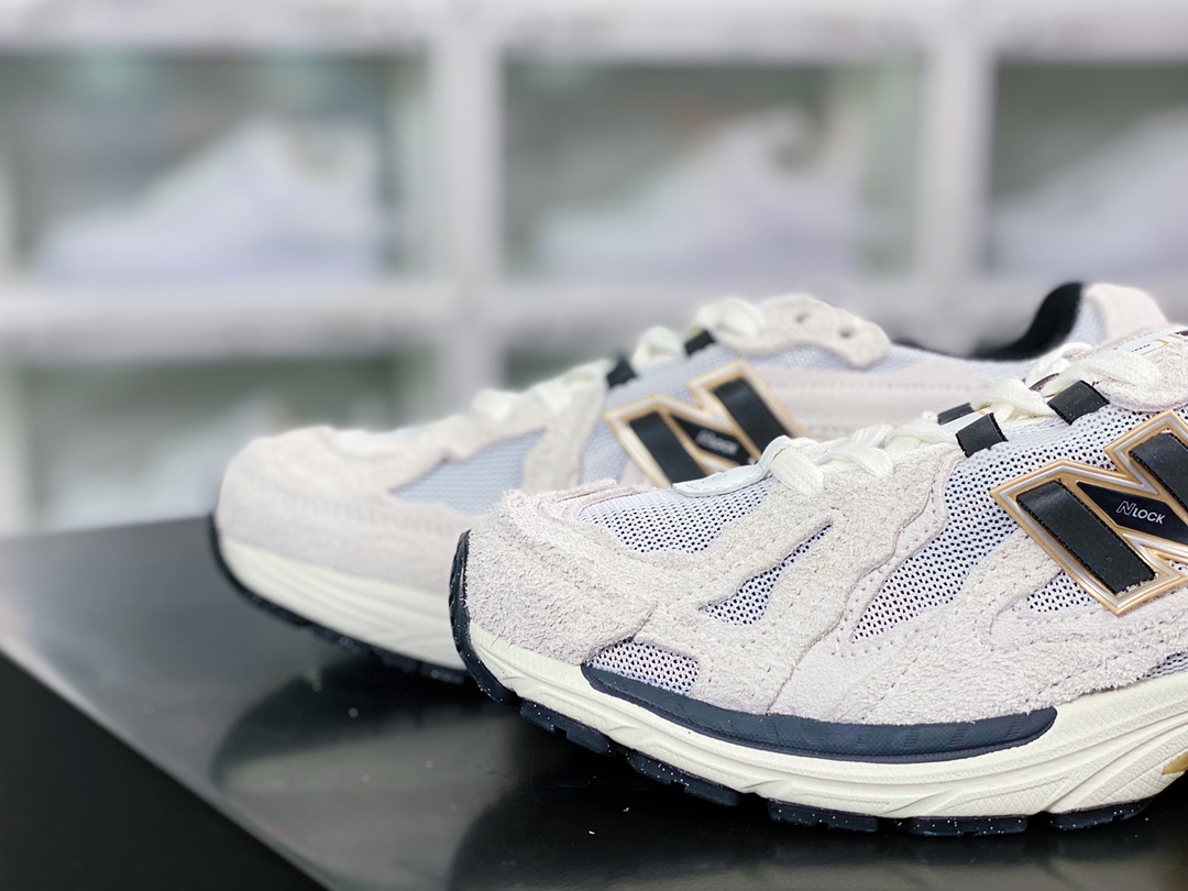 NB M1906Dv2 ”Protection Pack” Series Retro Jogging Shoes ”Deconstructed Suede Light Gray Black Gold” M1906DC