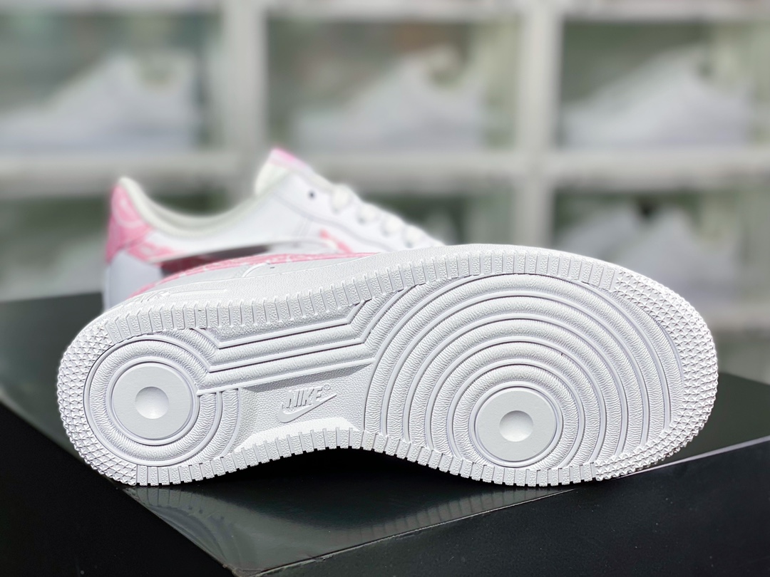 200 Air Force 1 Low '07”White/Grey Paisley”空军一号低帮“皮革白粉腰果花钩子”DJ9942-100