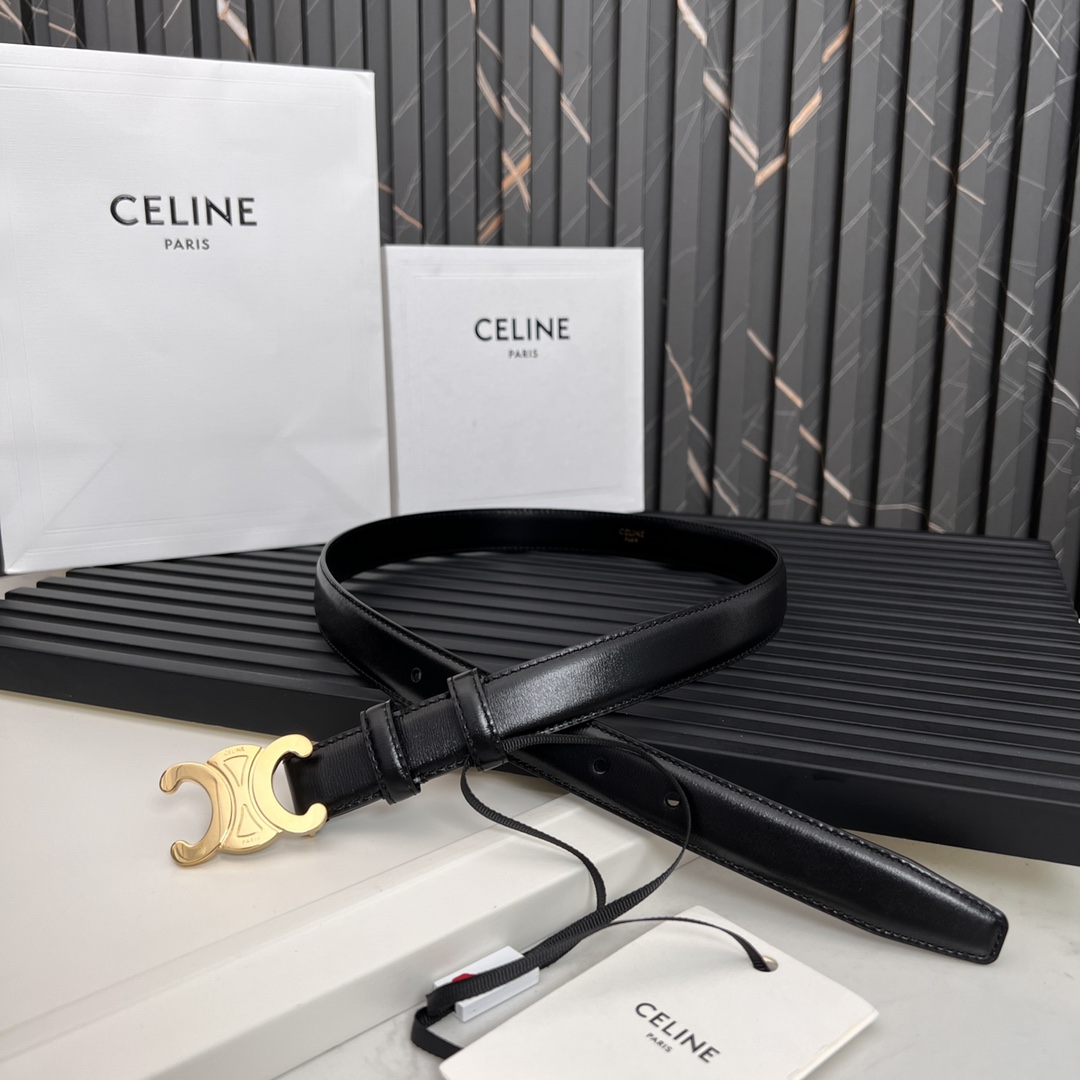 Ceinture Celine avec Logo Triomphe en Cuir Noir pour Hommes et Femmes