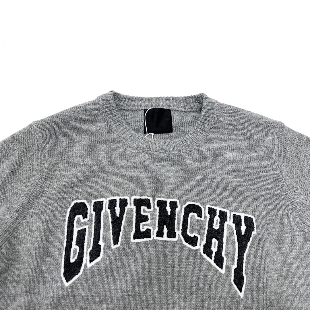 260 Givenchy/纪梵希 22FW 胸前大LOGO毛巾绣圆领毛衣