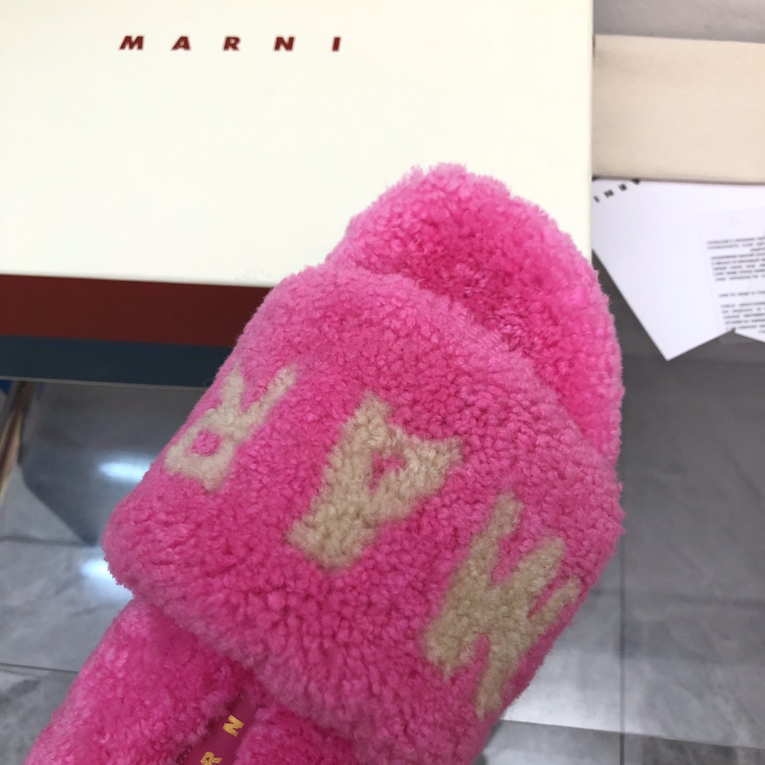 Marni2023秋新款经典毛毛鞋顶