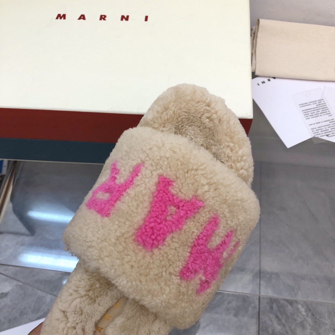 Marni2023秋新款经典毛毛鞋顶