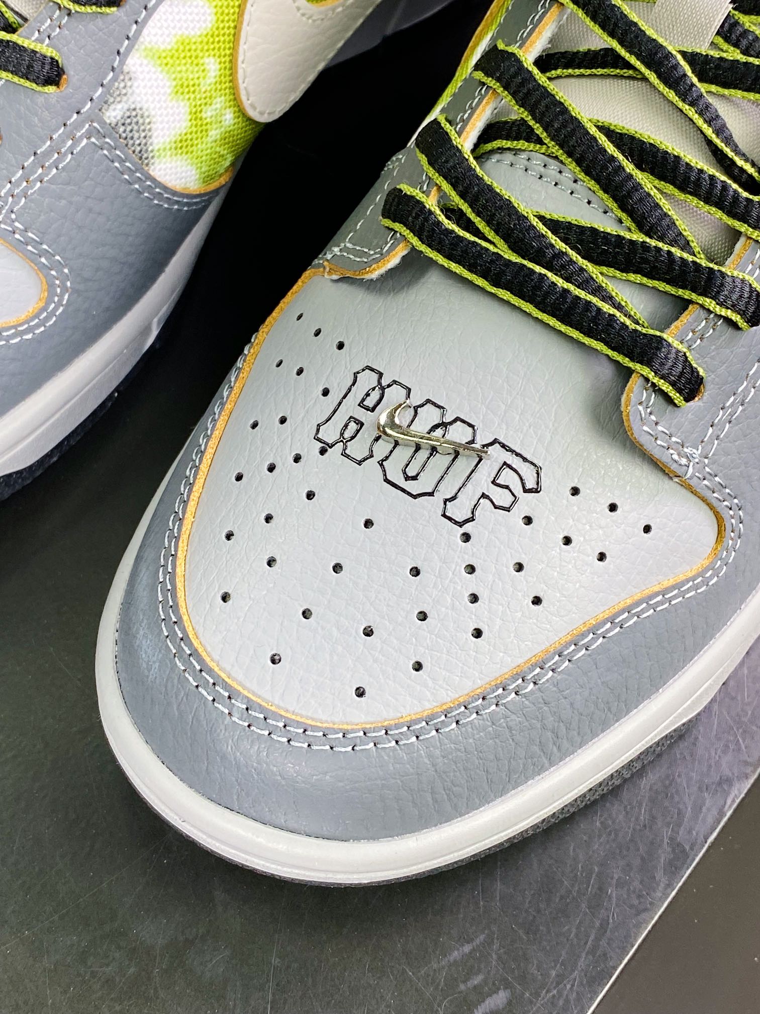 220 HUF x SB Dunk Low”City Pack”扣篮系列低帮休闲运动滑板板鞋FD8775-002