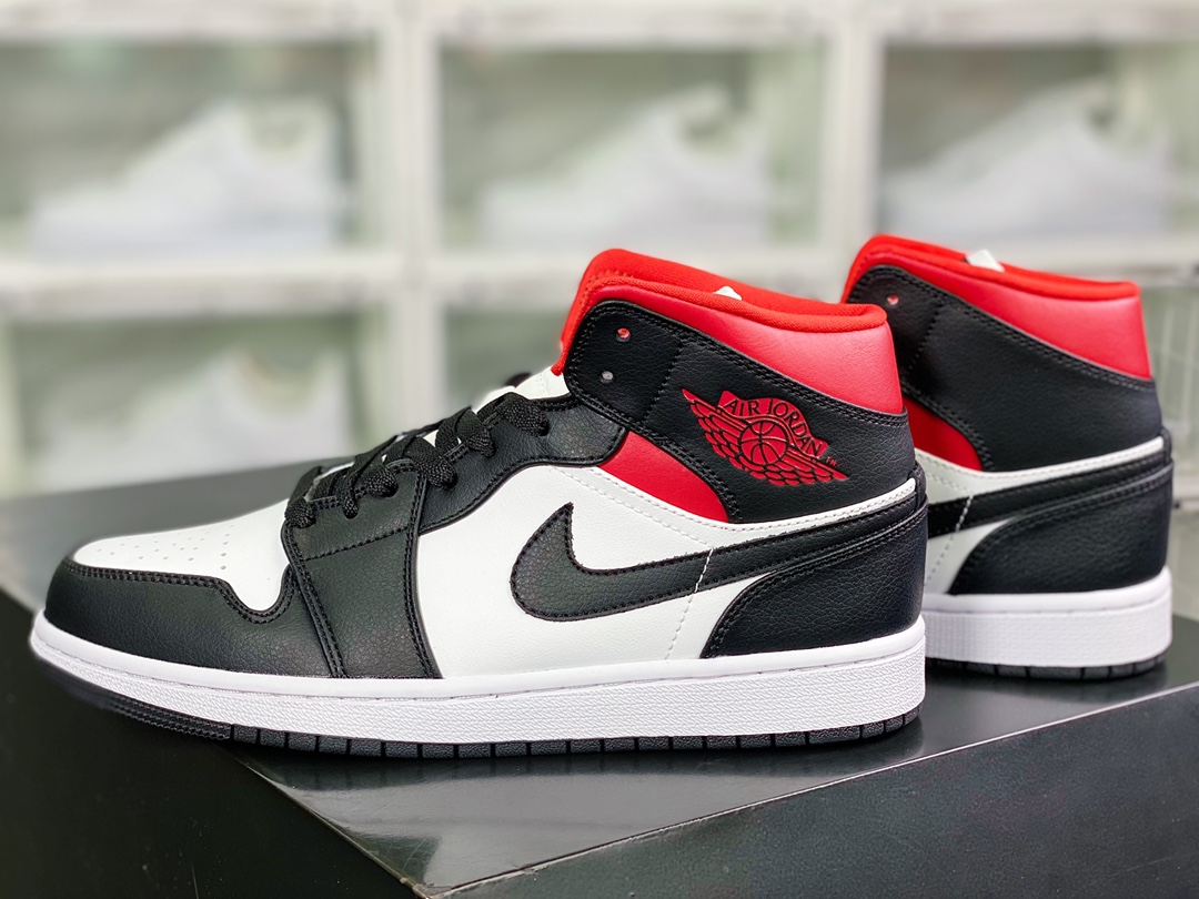 240 Air Jordan 1 Retro Mid”Reverse Black Toe”AJ1乔丹一代中帮篮球鞋BQ6472-061