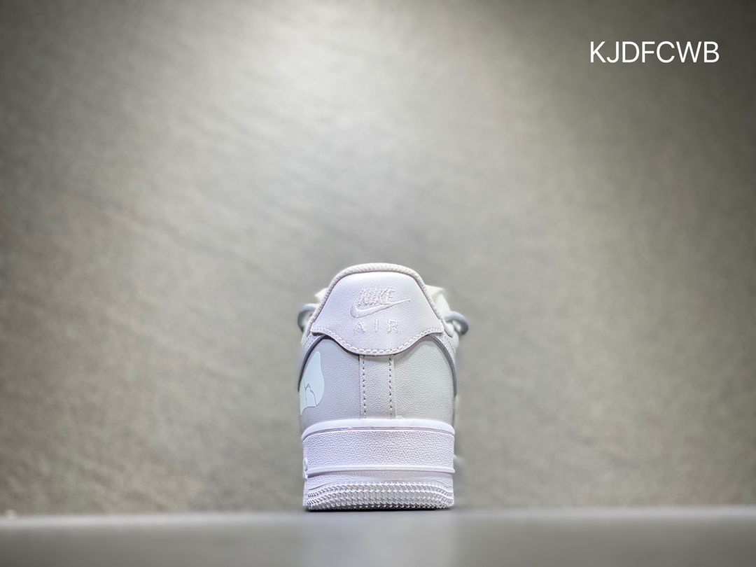 260 Nike Air Force 1 空军一号 AO4606-100