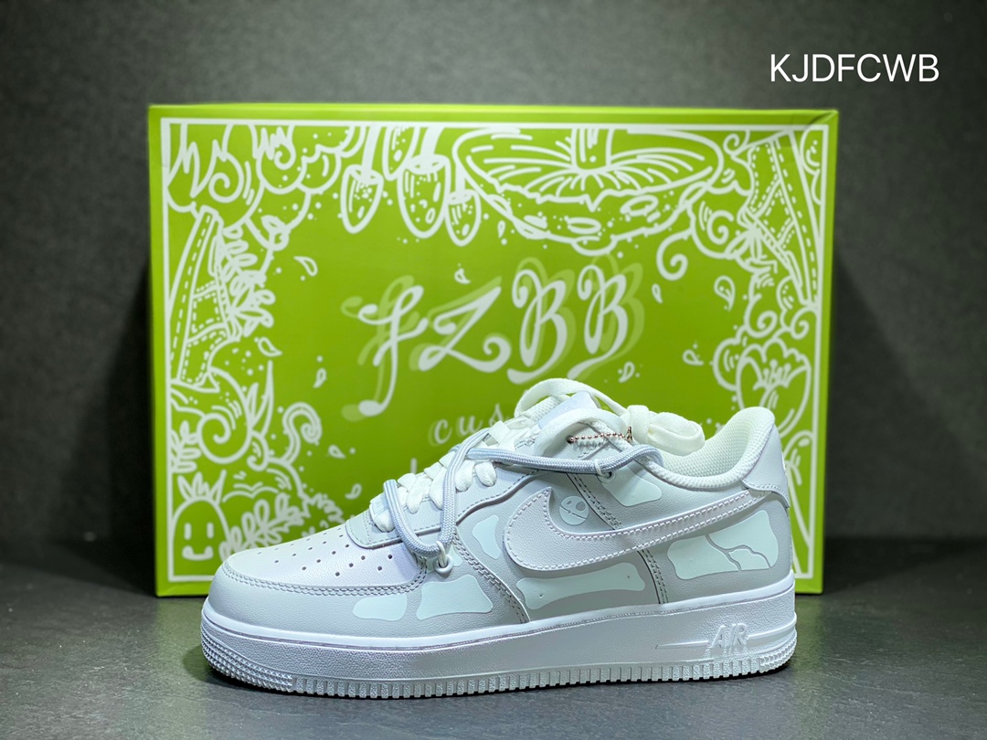 260 Nike Air Force 1 空军一号 AO4606-100