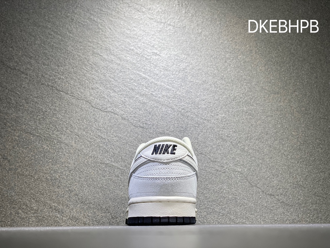 320 Nike SB dunk Low 大友克洋 低帮休闲运动滑板板鞋CV0820-508