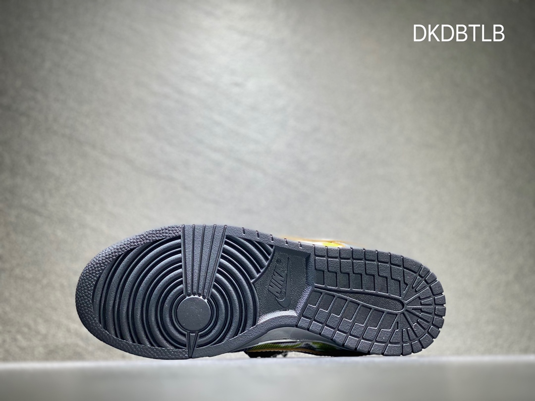 220 Nike SB dunk Low 低帮休闲运动滑板板鞋  FD8775-002