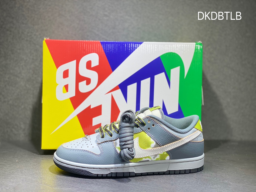 220 Nike SB dunk Low 低帮休闲运动滑板板鞋  FD8775-002