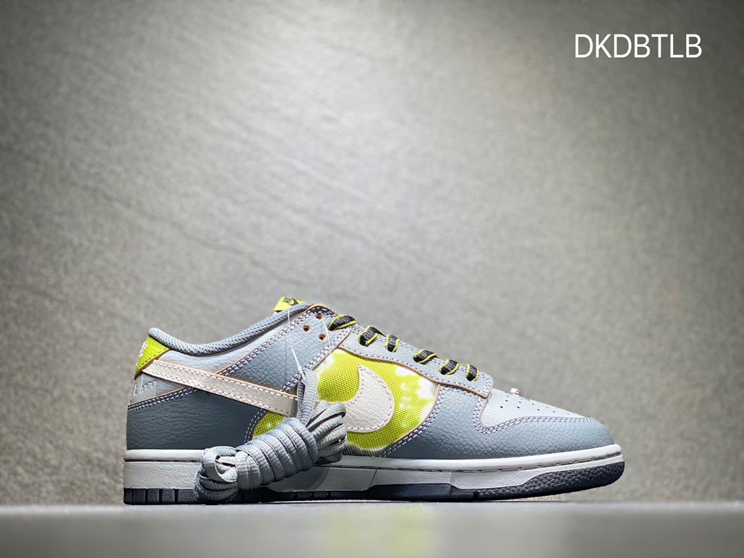 220 Nike SB dunk Low 低帮休闲运动滑板板鞋  FD8775-002