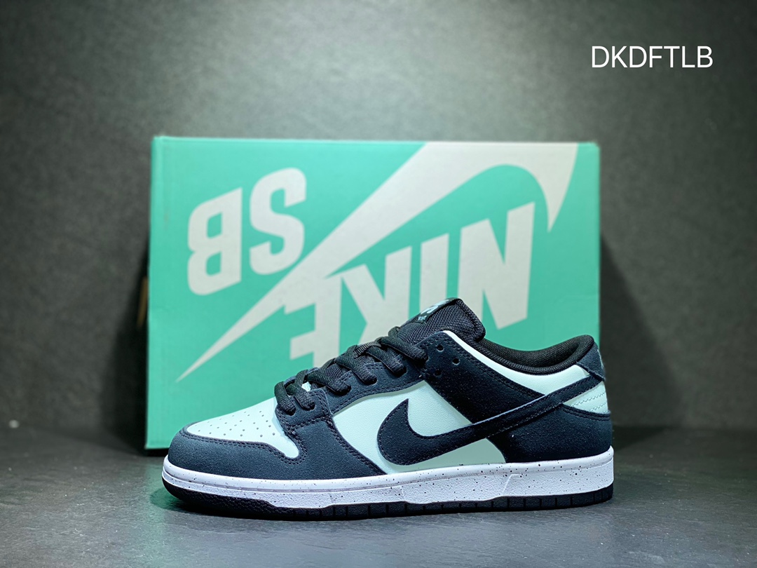 260 Nike SB dunk Low 低帮休闲运动滑板板鞋 854866-003