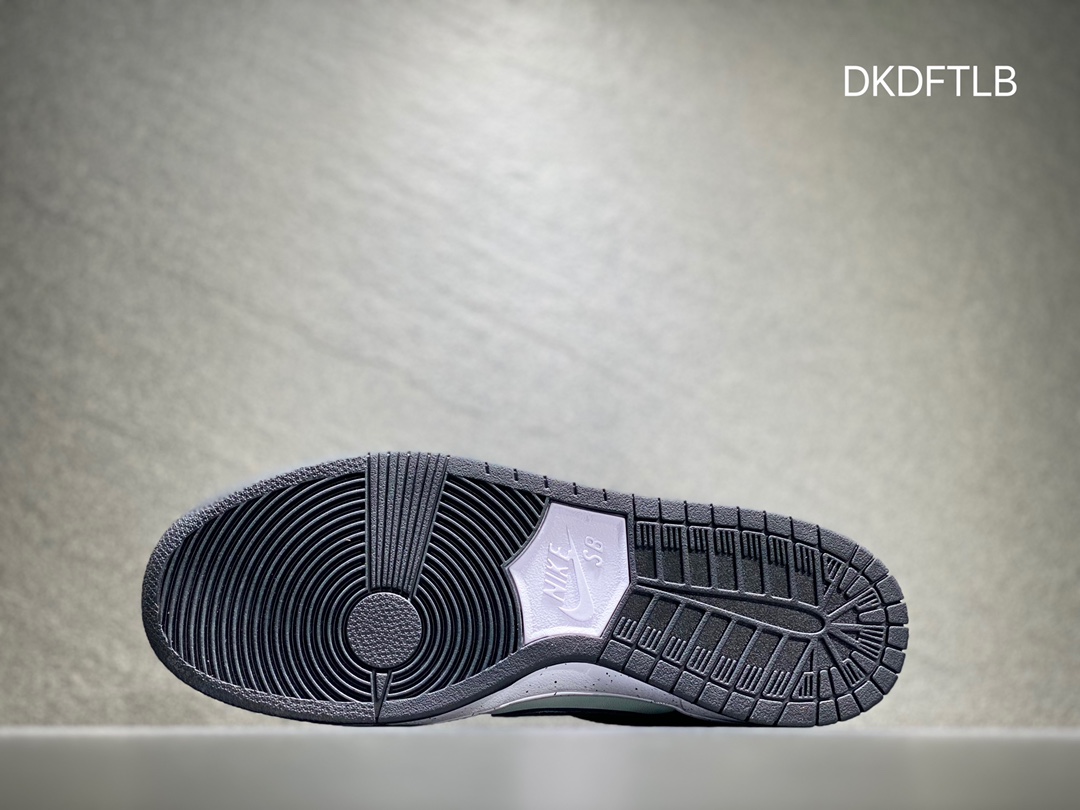 260 Nike SB dunk Low 低帮休闲运动滑板板鞋 854866-003