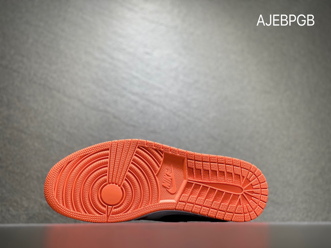 320 Nike AIR JORDAN 1 SE Low AJ1 乔丹低帮篮球鞋CZ0790-801