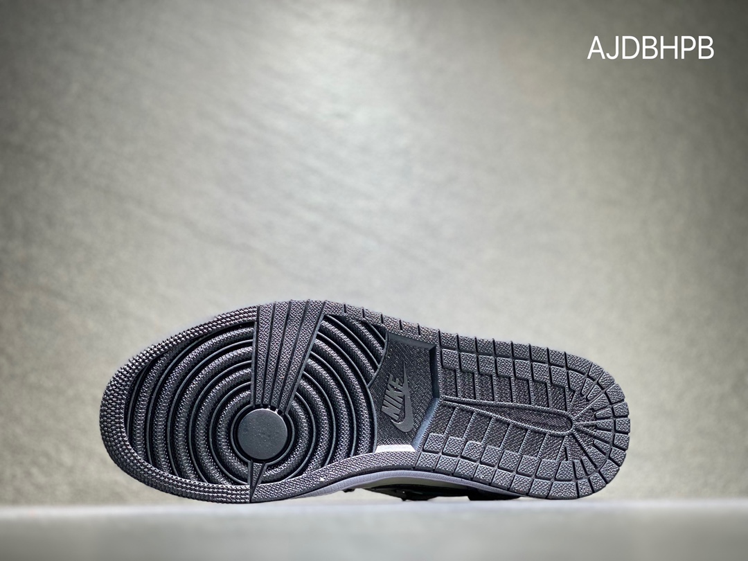 220 Nike AIR JORDAN 1 Low AJ1 乔丹绑带低帮篮球鞋553558-062