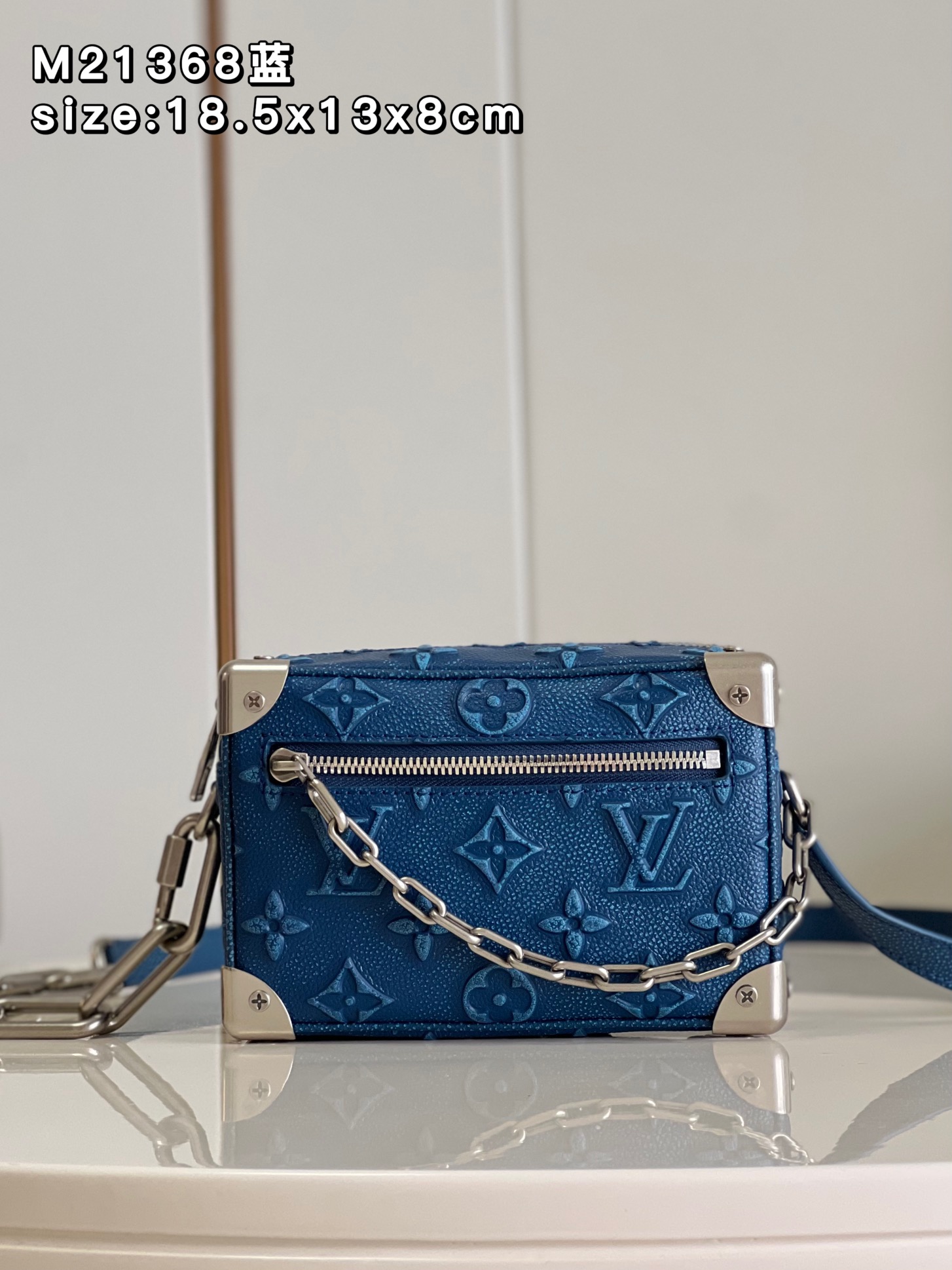 Louis Vuitton LV Soft Trunk Bags Handbags Best knockoff
 Blue Printing Cowhide Chains M21368