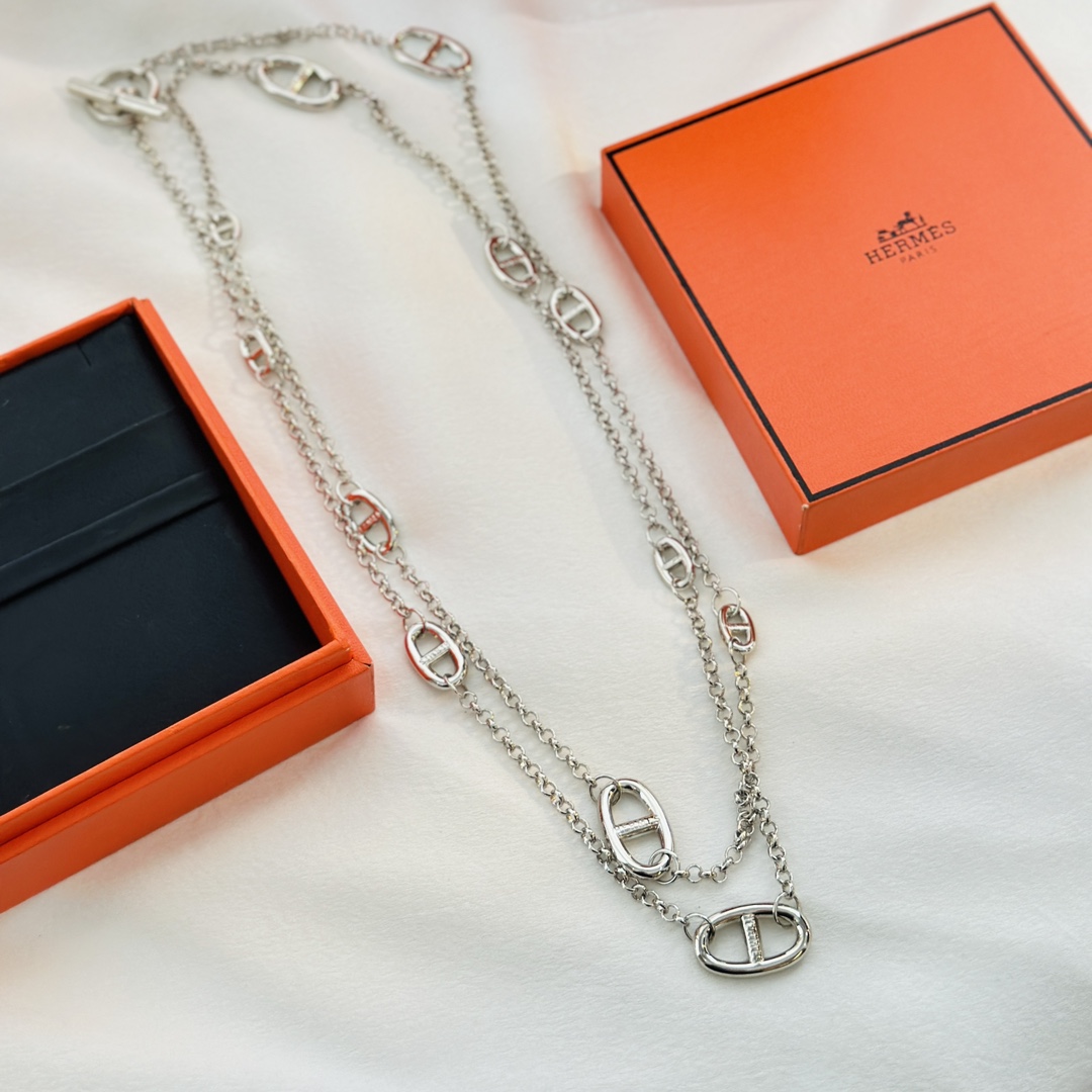 Hermes Jewelry Necklaces & Pendants Unisex