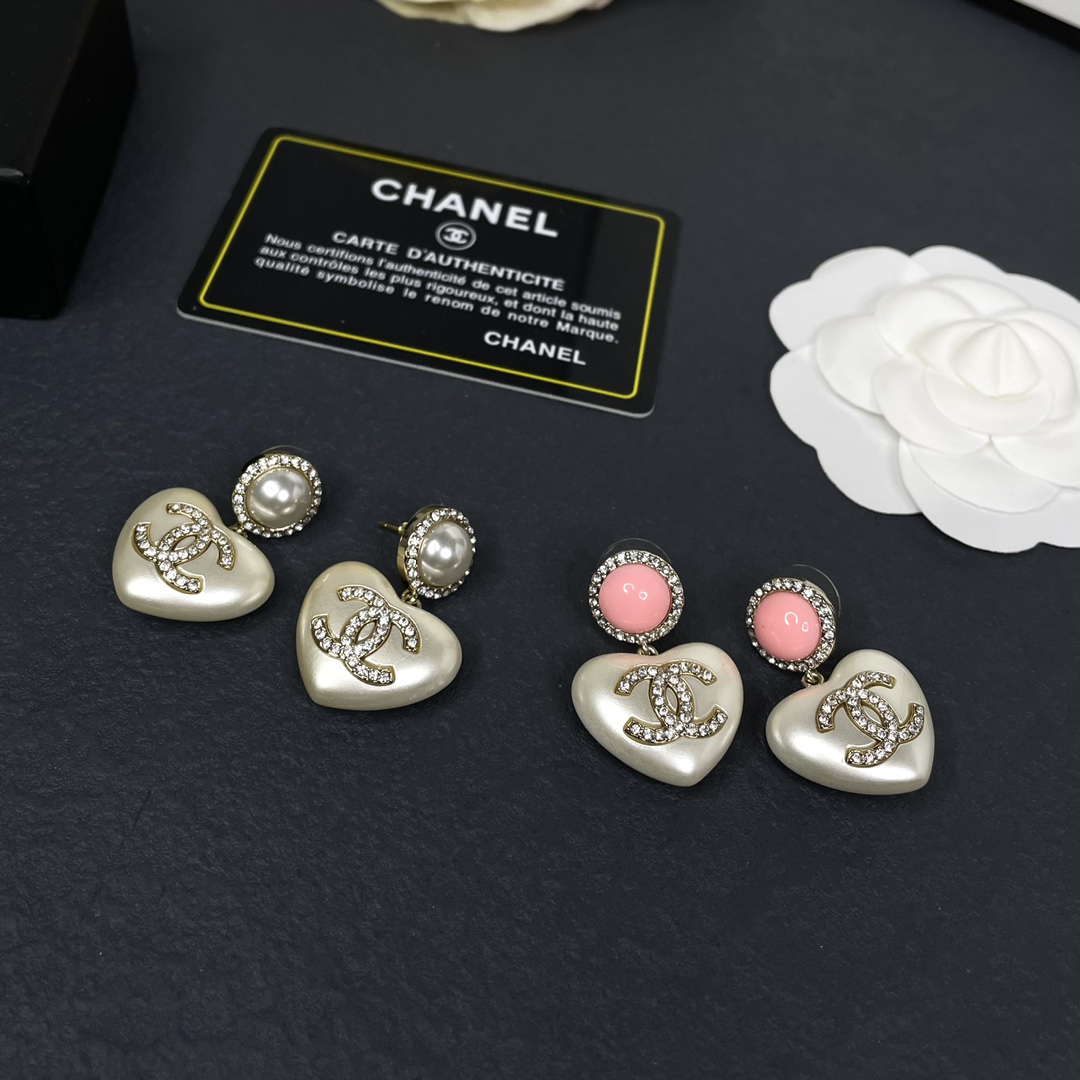 NO:100934,Ch@nel Xiaoxiang popular love powder/white pearl resin earrings, Chanel earrings, chanel, earrings19860909Ch@nel小香爆款爱心粉/白珍珠树脂耳环,香奈儿耳钉,chanel,earrings,Jewelry