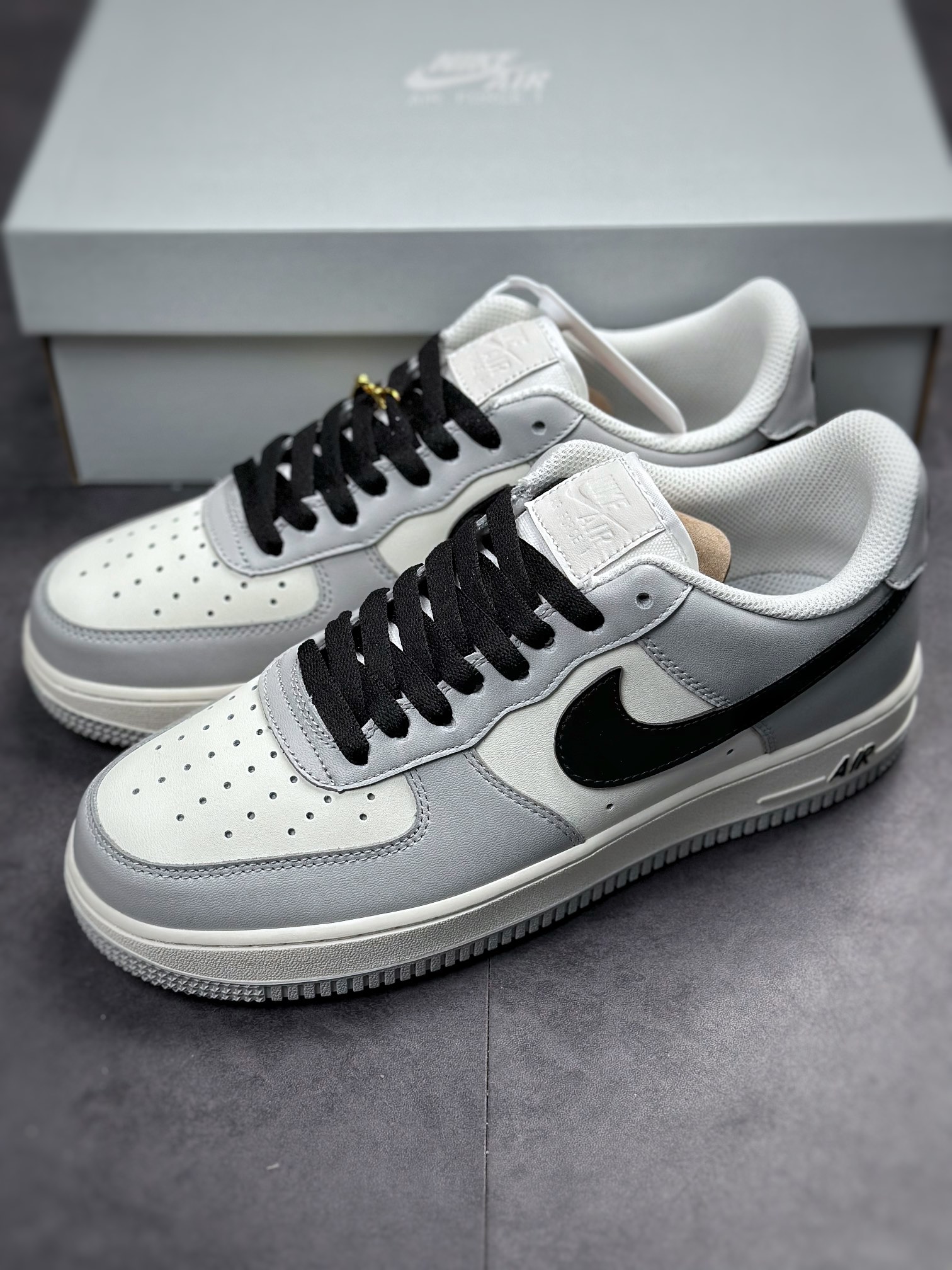 230 Nike Air Force 1 Low 07 白灰黑 DO7417-991