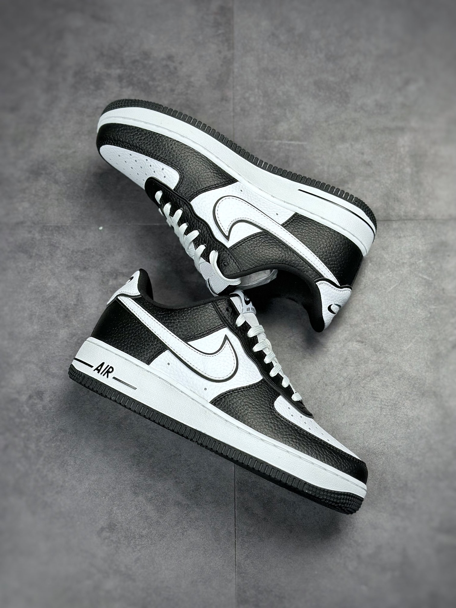 Nike Air Force 1 Low 07 Black and White Panda DX3115-100