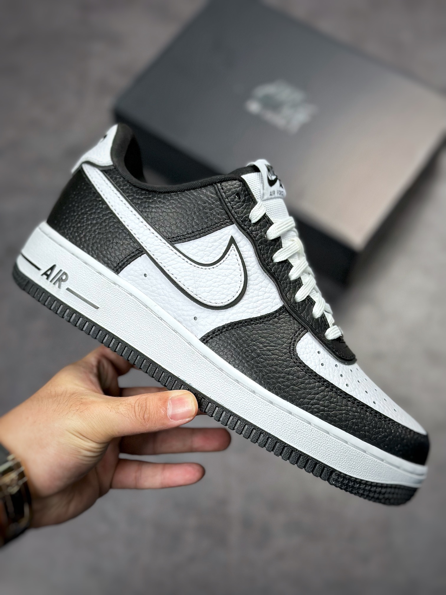 Nike Air Force 1 Low 07 Black and White Panda DX3115-100