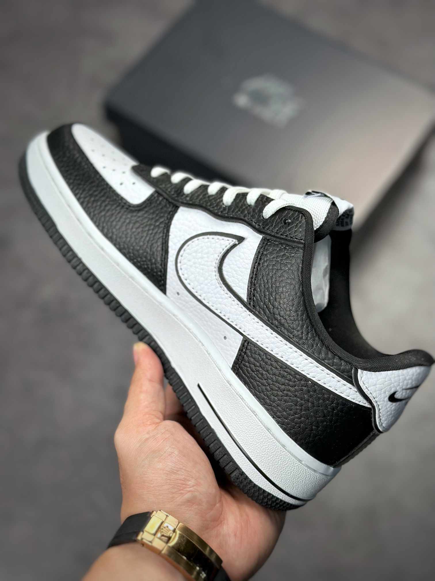 Nike Air Force 1 Low 07 Black and White Panda DX3115-100