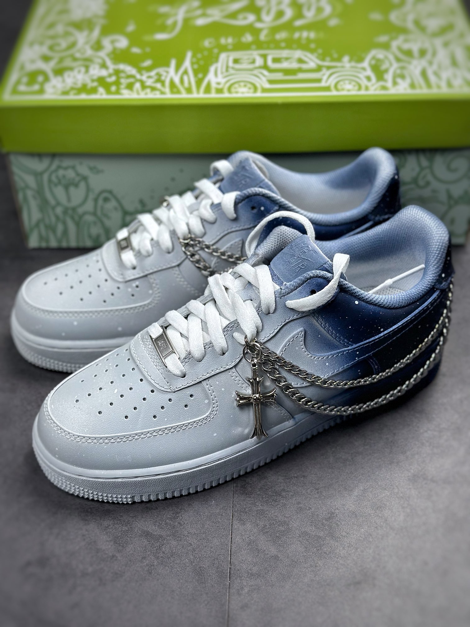 250 Nike Air Force 1 Low 07 朋克风 克罗星链 CW2288-111