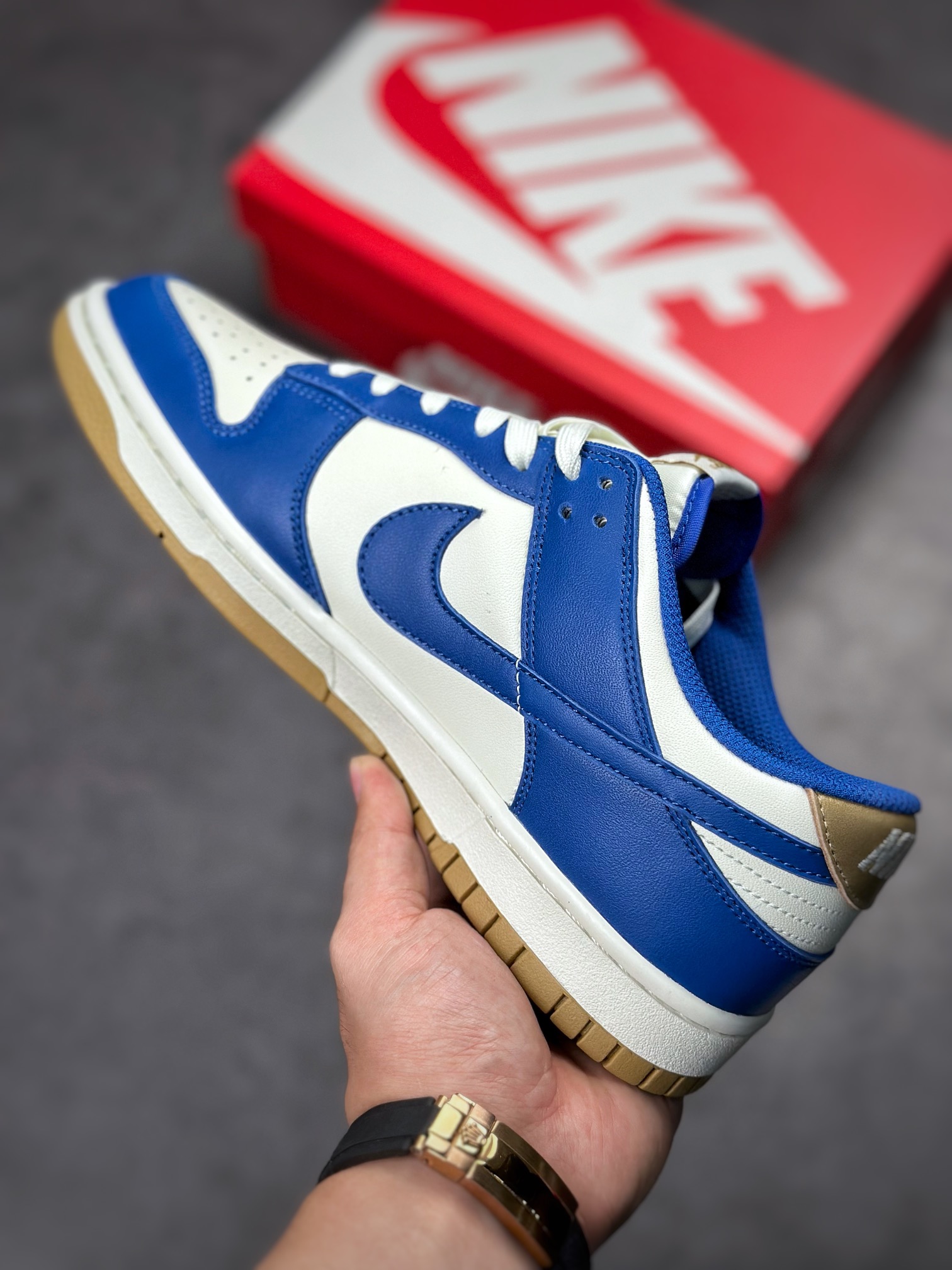 280 Nike SB Dunk Low 白蓝生胶 DO7412-200