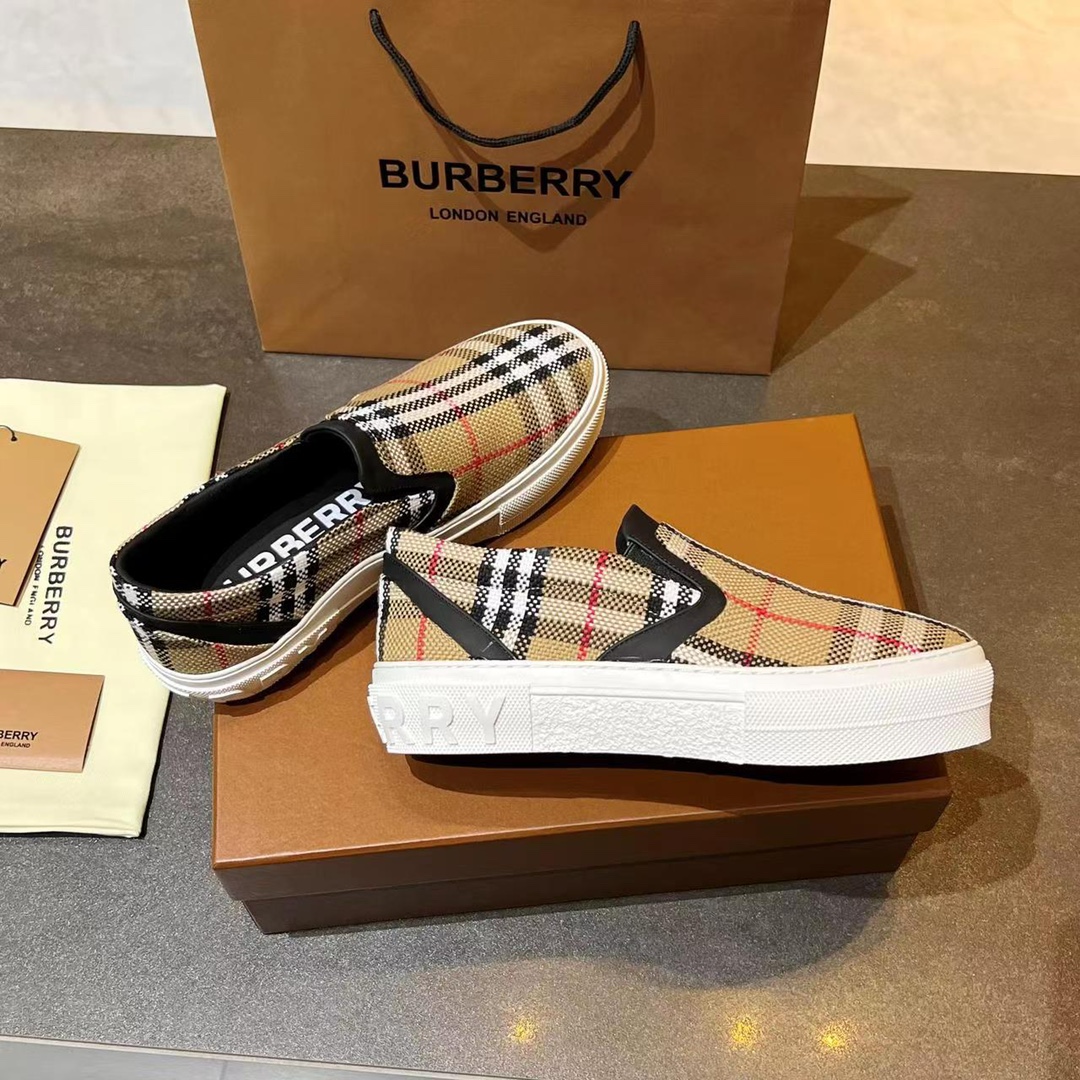 Burberry Zapatos Zapatillas deportivas Loafers Hombres Piel de vaca Algodón Cuero Caucho oveja Vintage Pantalones deportivos