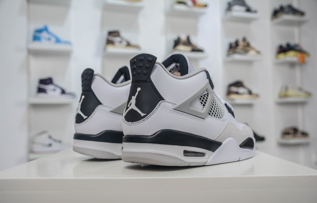 Foreign trade special edition Air Jordan 4 Retro ”Military Black” small white cement DH6927-111