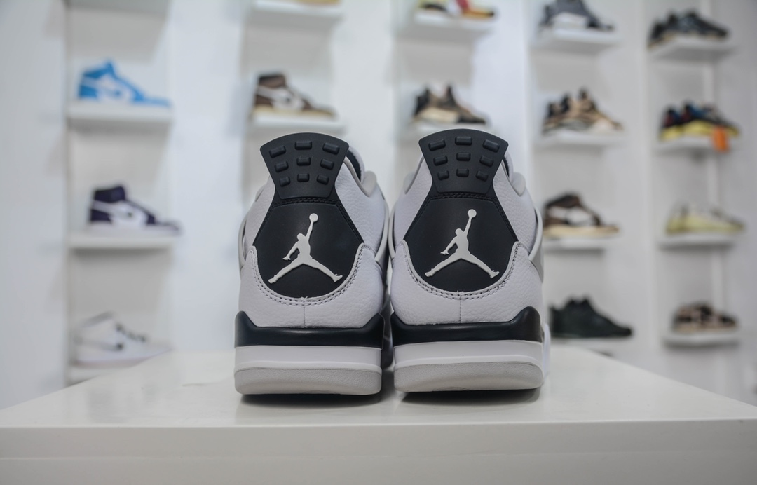 Foreign trade special edition Air Jordan 4 Retro ”Military Black” small white cement DH6927-111