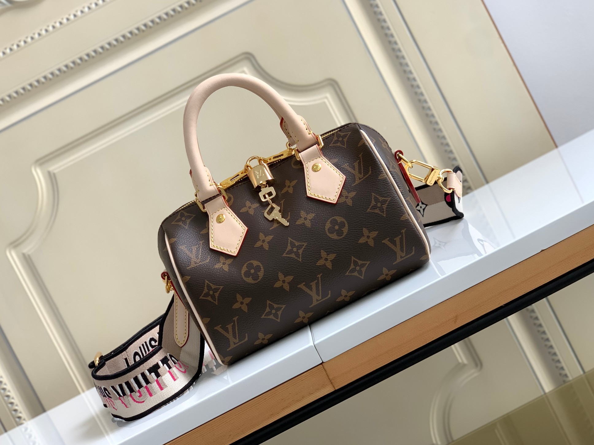 【海原外单 独实家拍】【 M46234老花】本款 Speedy Bandoulière 20 手袋采选