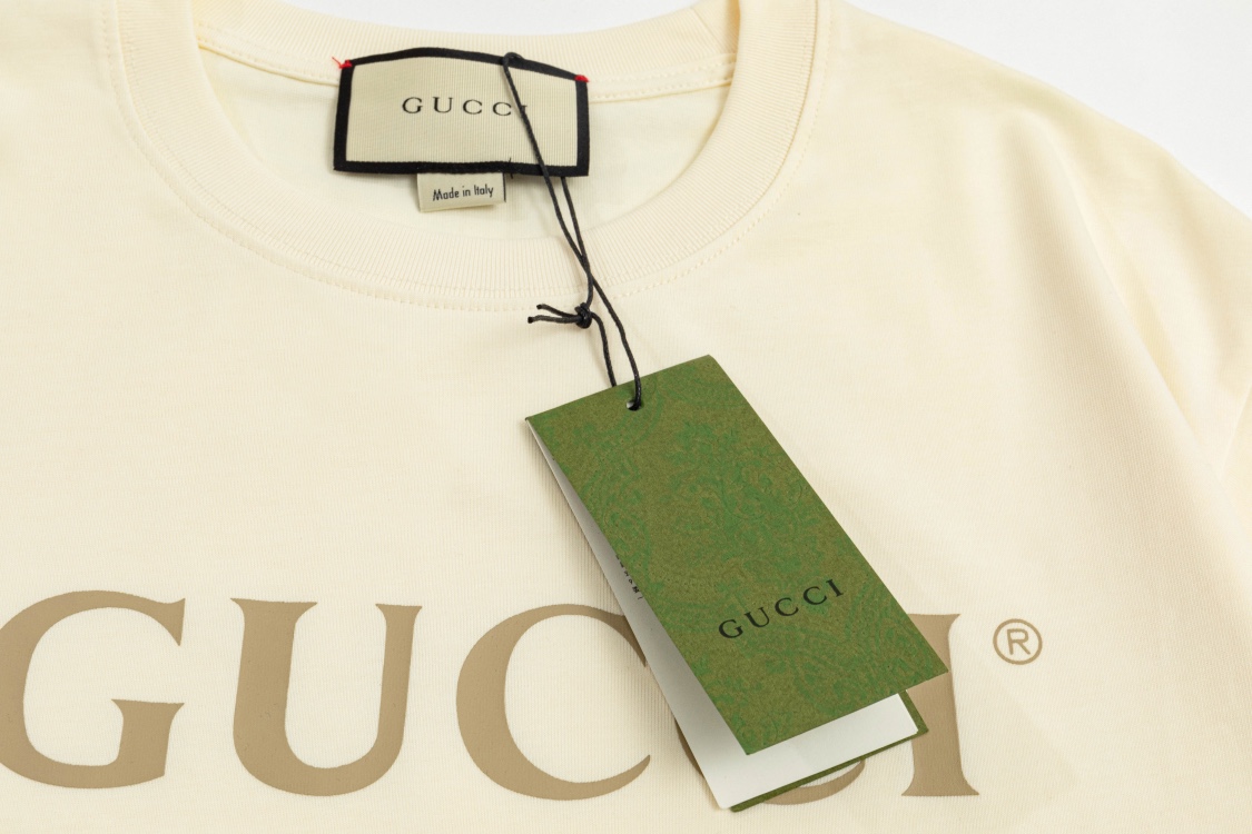 Gucci 经典爆款 王一博 蔡依林等明星上身同款 定制270g双纱纯棉面料 数码喷印腰带logo 短袖t恤