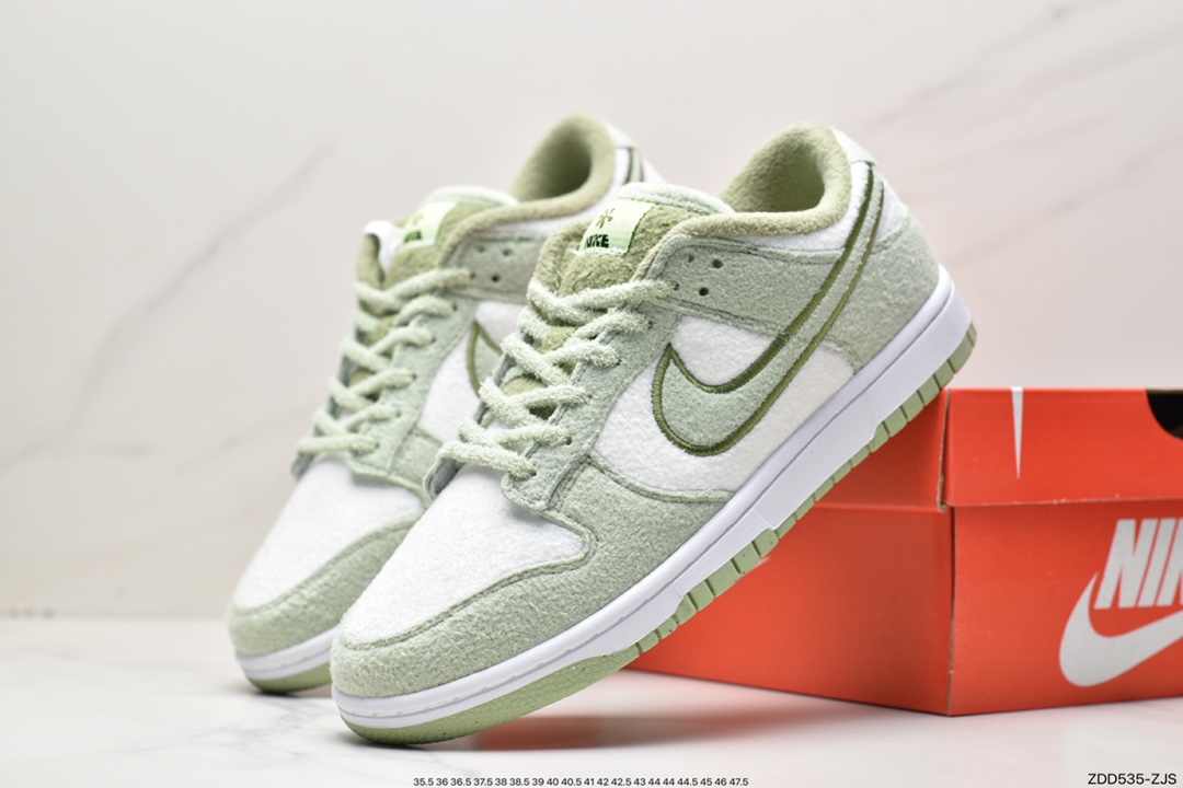 Dunk Low ”Fleece” white and green cashmere DQ7579-300-Top High Quatity Cheap Sneakers Fashion Clothing Clothes Bags handbags Shoes of all Brand wholesale With The best Quality And Beautiful Price from China Factory Chinese suppliers wholesaler seller Dunk Low ”Fleece” white and green cashmere DQ7579-300