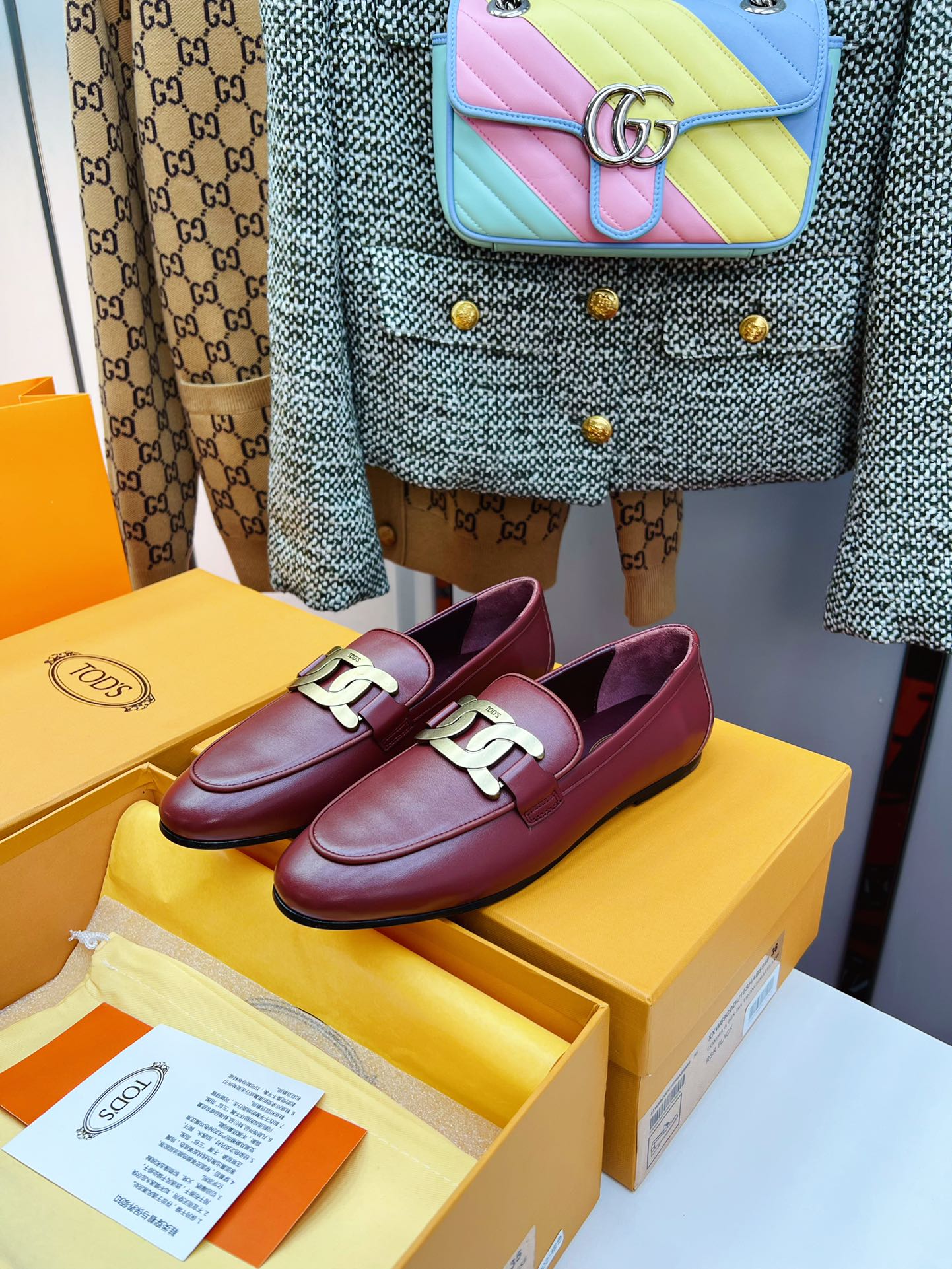 Tod’s 2020 Retro-Linked Metal Leopards: High-Level Fashion Shoes with Sophisticated Details - 图片 4
