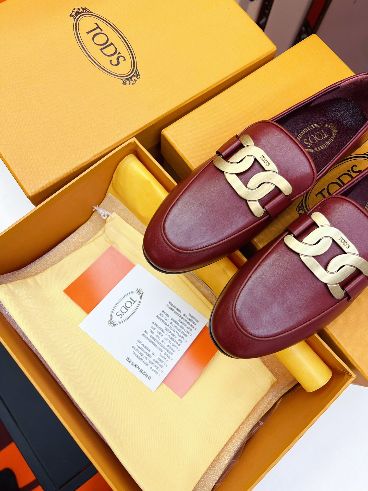 Tod’s 2020 Retro-Linked Metal Leopards: High-Level Fashion Shoes with Sophisticated Details - 图片 8