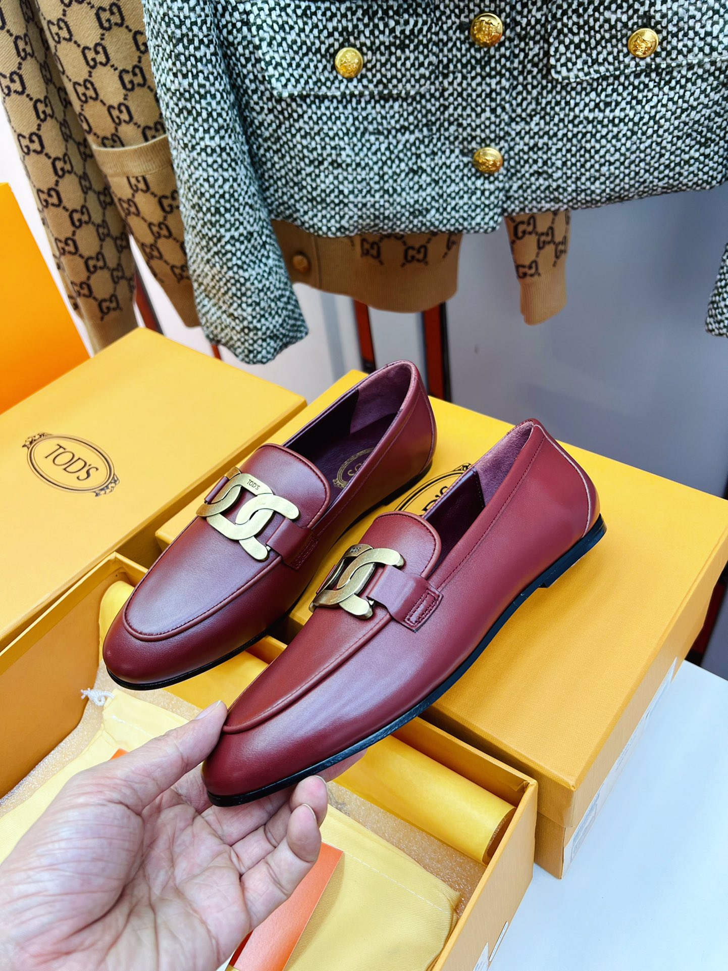 Tod’s 2020 Retro-Linked Metal Leopards: High-Level Fashion Shoes with Sophisticated Details - 图片 9