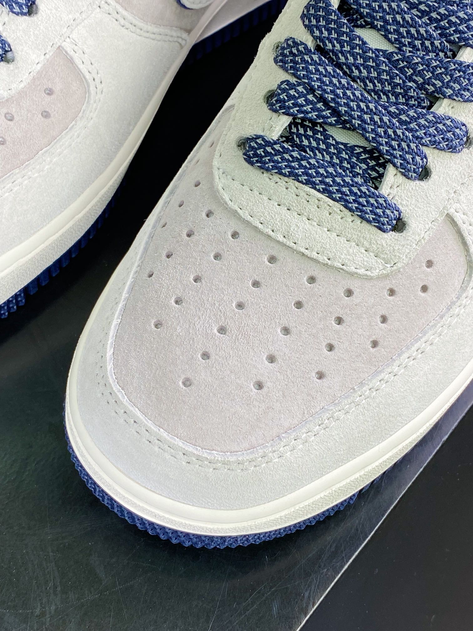 260 Air Force 1 Low Premium PE”Four Horsemen” “麂皮浅灰午夜蓝四骑士”DZ3696-006