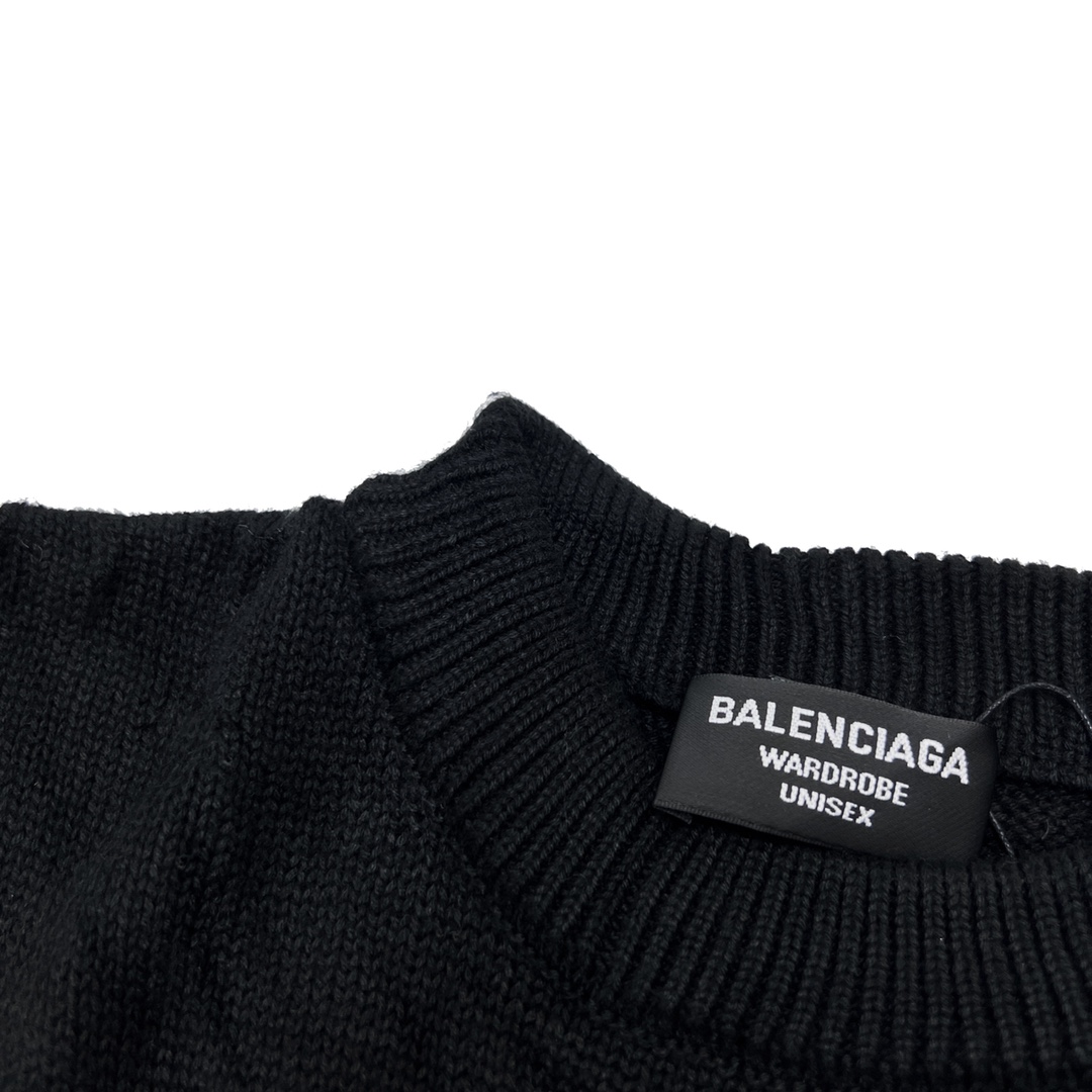 Balenciaga/巴黎世家BLCG 22FW 褶皱锁扣小标圆领毛衣