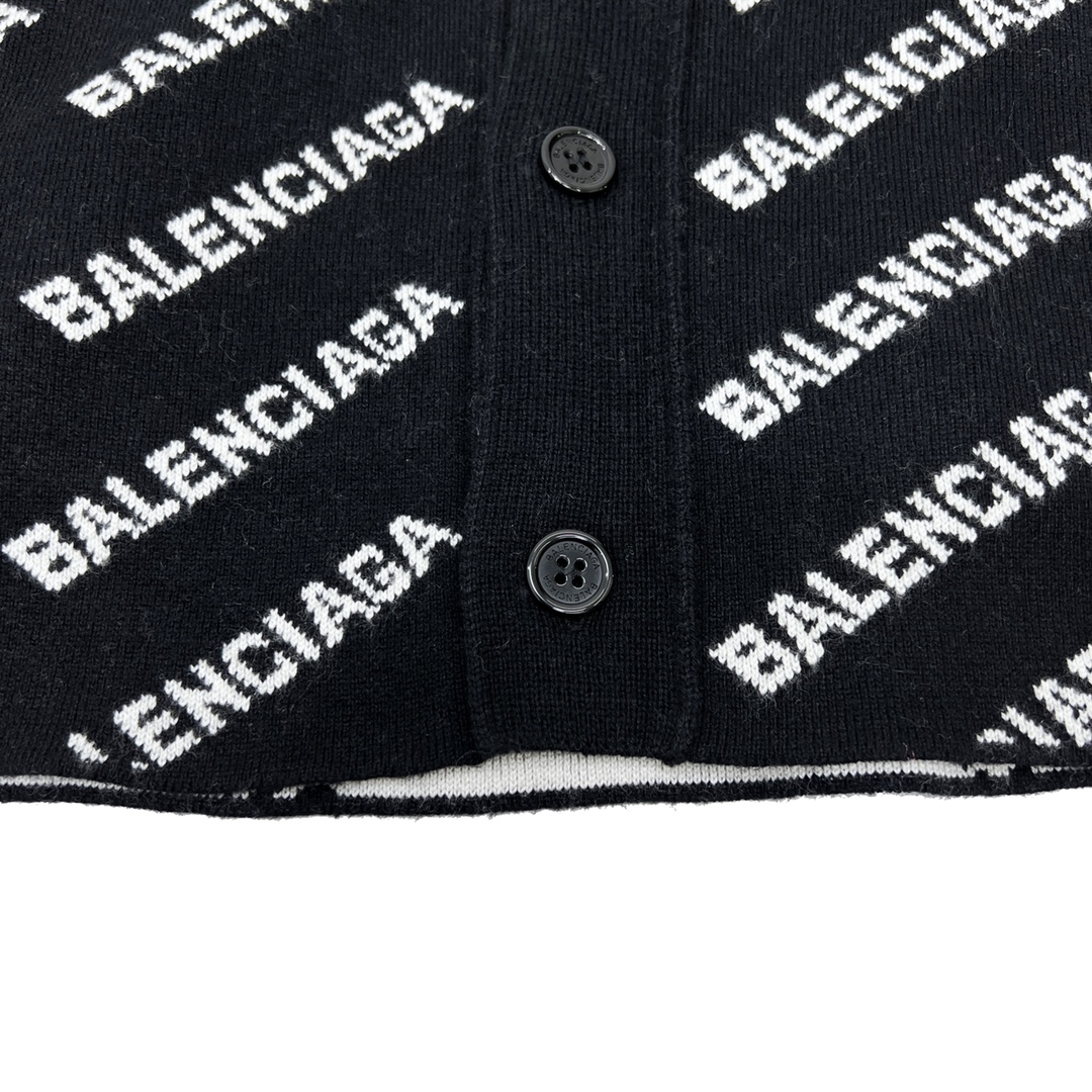 Balenciaga/巴黎世家22FW 弹幕logo羊毛提花针织开衫