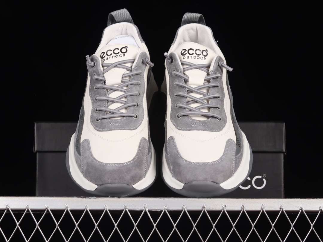 💰340纯原
Ecco 爱步 2022秋冬新款 柔酷8号系列运动休闲鞋 99663701002
#经典和现代工艺品质融合 精选小牛皮面料 百搭休闲老爹鞋 舒适性相当不错 版型楦型非常到位上脚 专柜热销款 独有鞋型设计 特有LOGO车边 特别有型 北欧风格 舒适 休闲保暖 超弹性 耐磨 减震 按摩大底(PU+TPU 组合)经典潮流 随意搭配!
尺码:38 39 40 41 42 43 44 皮鞋码 T.E5